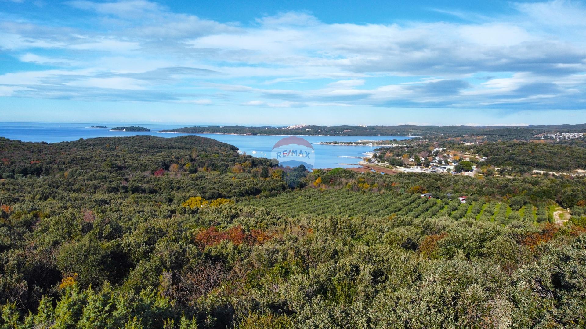    Non-structural plot Rovinj, 2.000m2