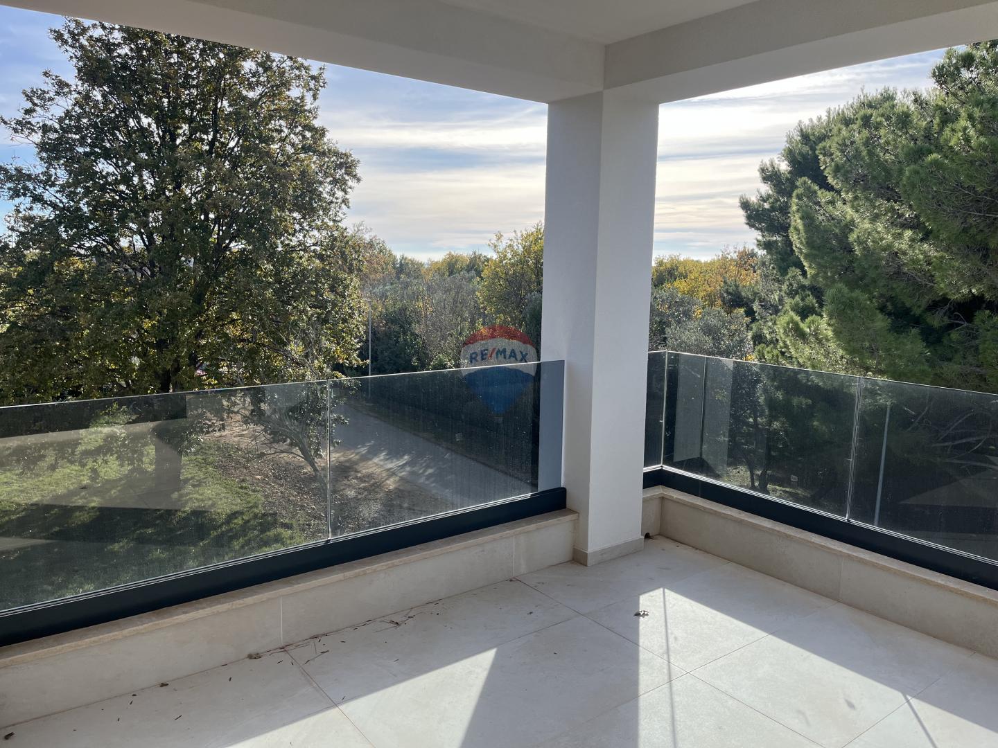 Istra,Medulin, trosoban stan 500 m od mora