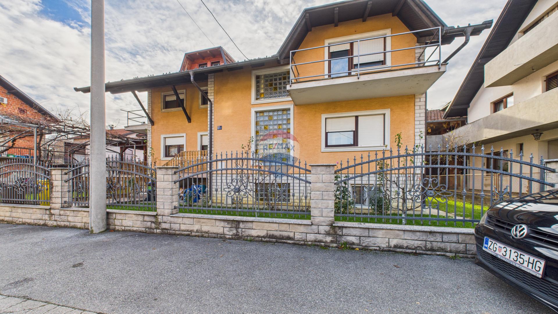 Casa Trnava, Donja Dubrava, 250m2