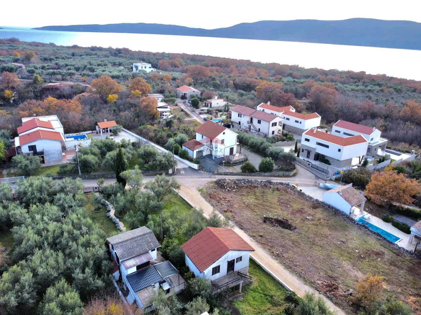 Krk, Linardići – Detached house with a reconstruction project