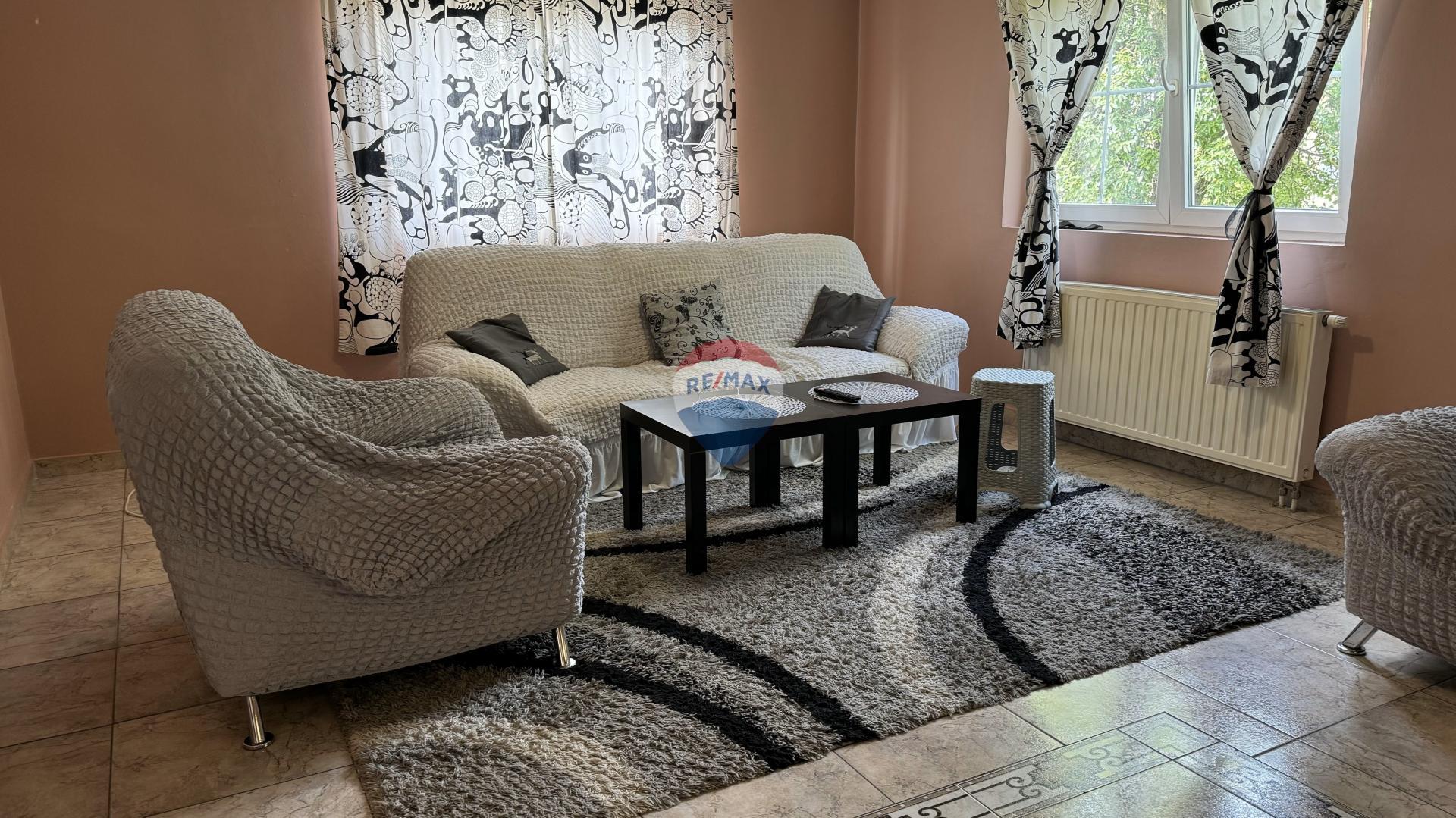 Hiša Sesvetski Kraljevec, Sesvete, 307m2