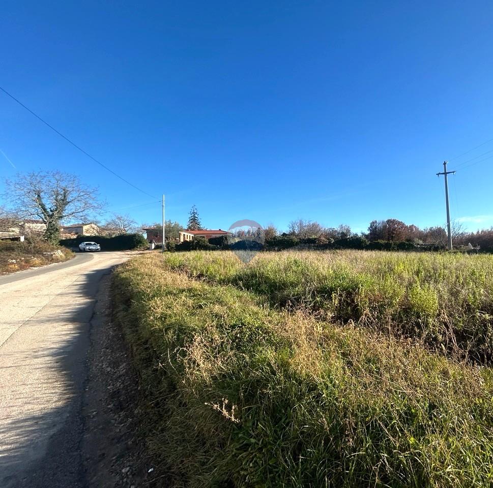 Building plot Tinjan, 1.206m2