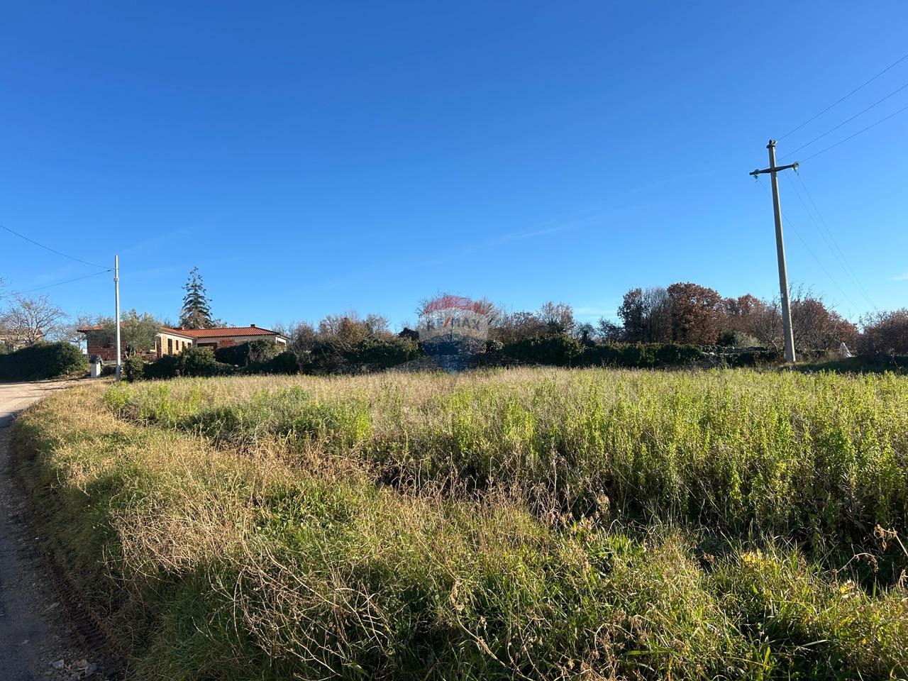 Building plot Tinjan, 1.206m2