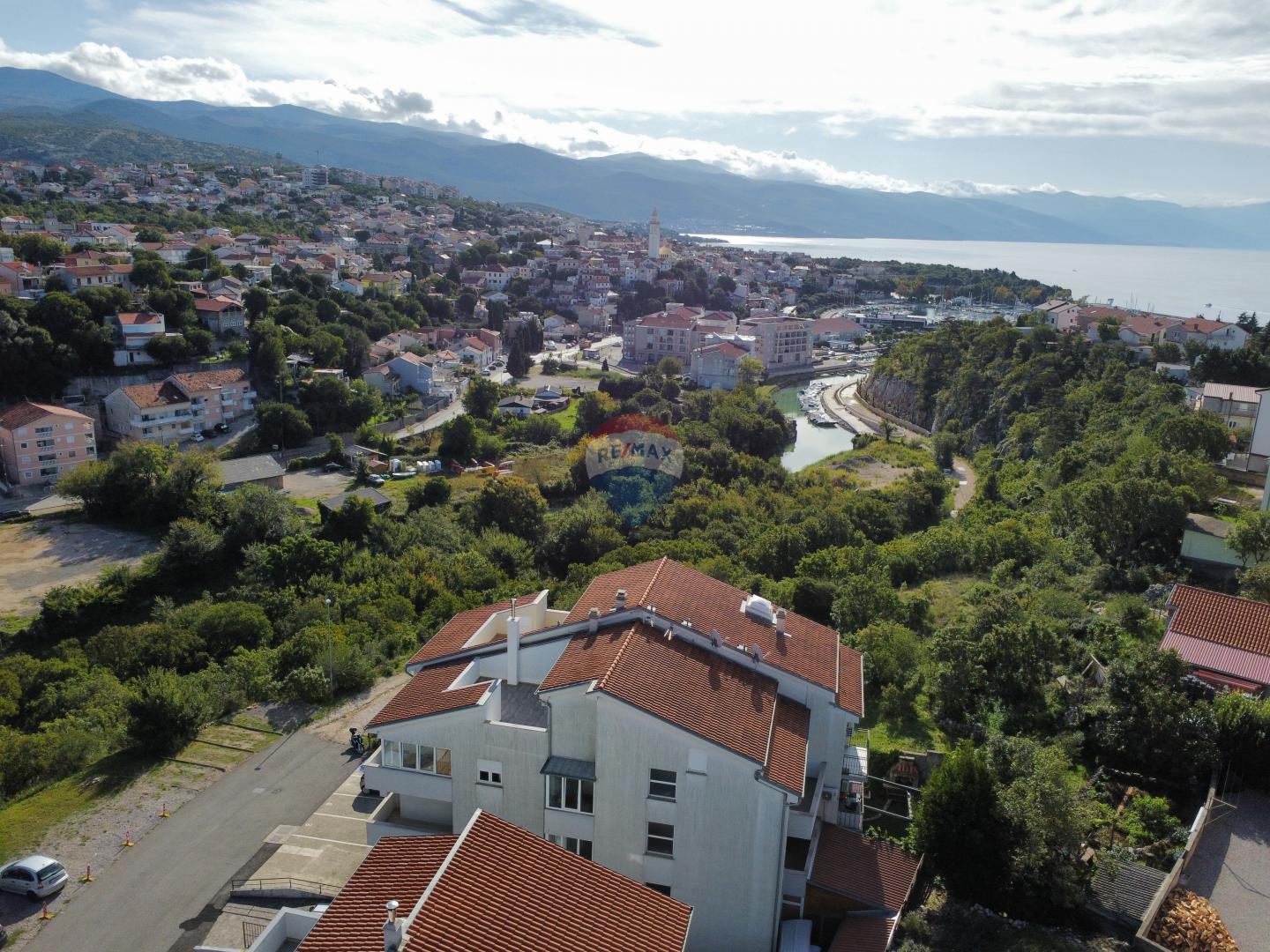 Novi Vinodolski – Two-bedroom apartment near the marina
