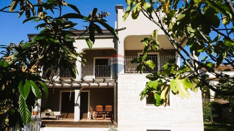 Punta, Umag - Villa 2. red do mora