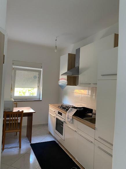 Rijeka, Donja Drenova - samostojeća kuća s pogledom na more