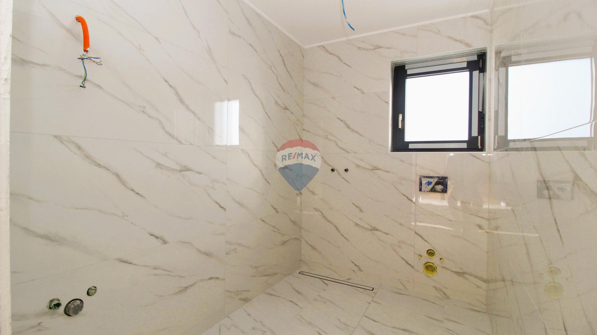 Zweizimmerwohnung mit Terrasse und Meerblick – Novigrad