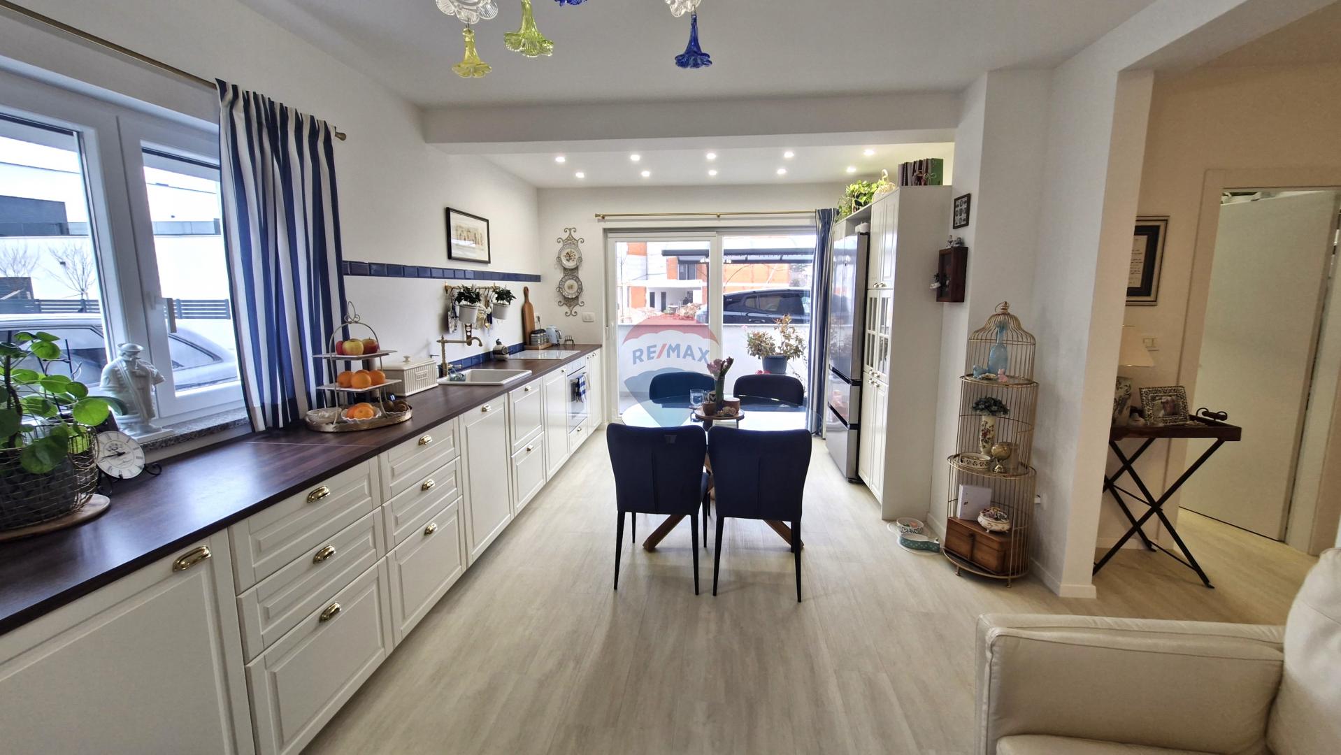 Istra, Medulin, Novogradnja s okućnicom, blizu centra i plaža