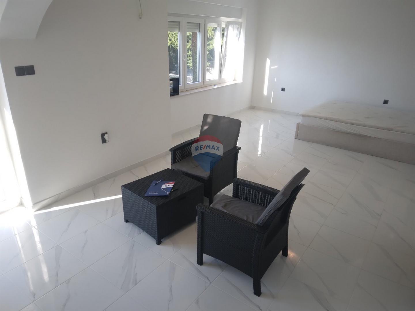 Condo/Apartment Bulevard, Rijeka, 49m2