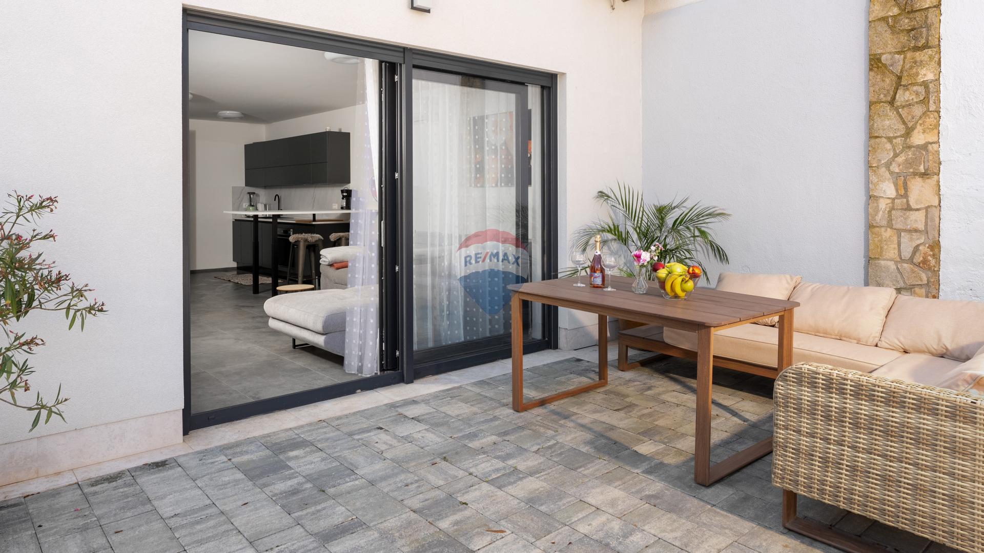 Istra, Funtana - Stan u prizemlju s tri spavaće sobe