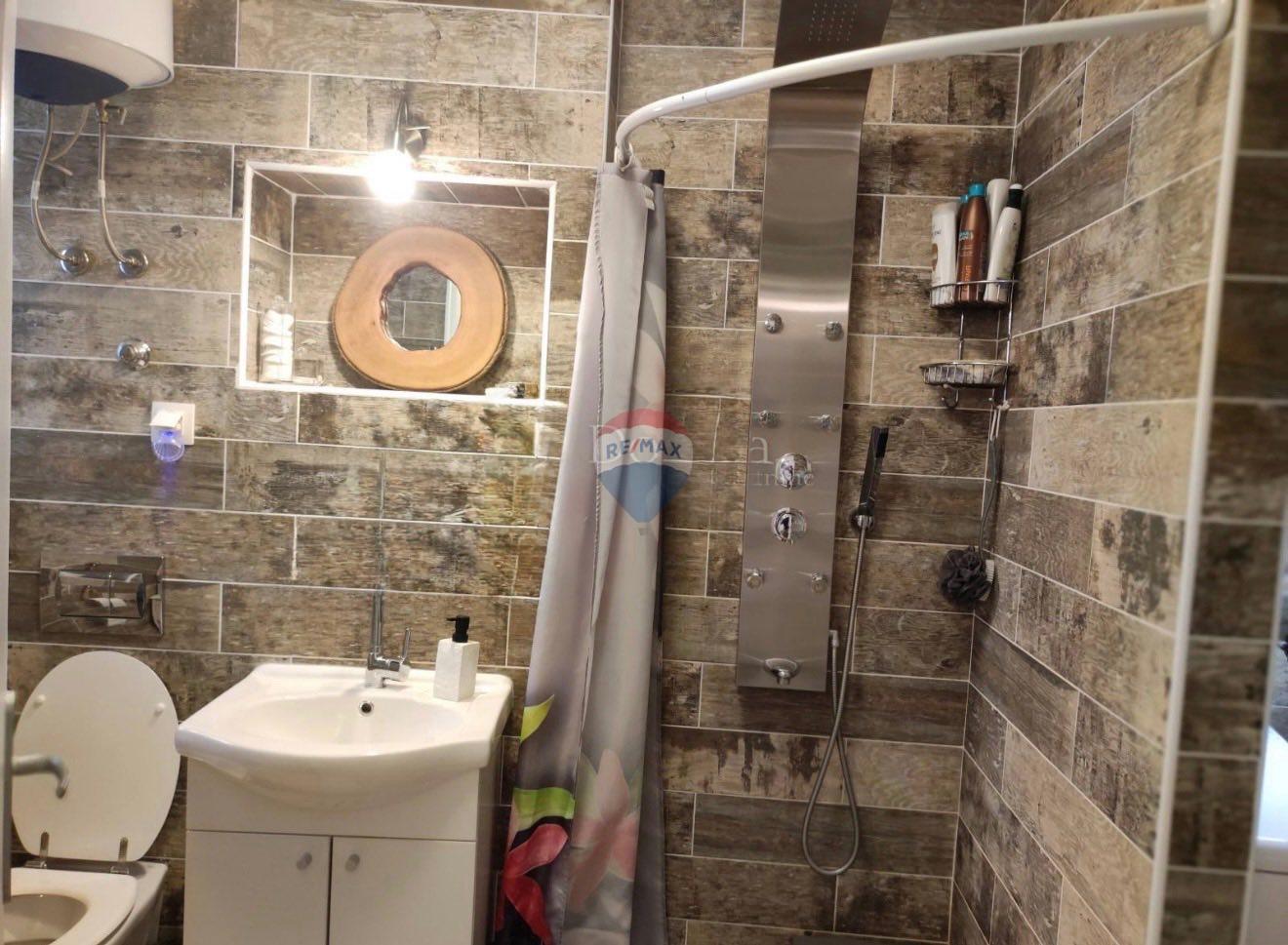 Senj, stari grad – renoviran apartman 37 m²