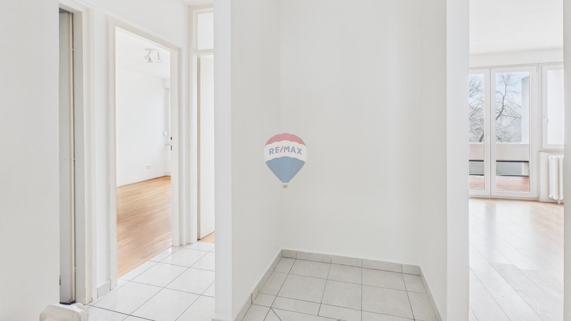 Zagreb, Travno, stan, dvije spavaće sobe sa terasom, 65 m2