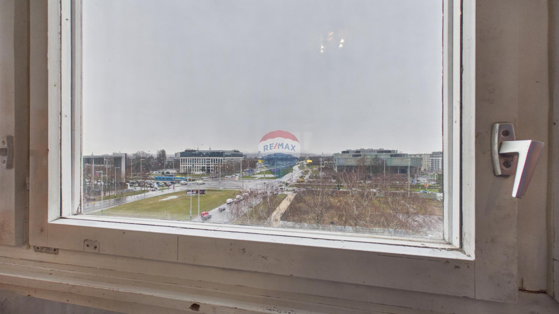 Zagreb, Sopot - četverosoban stan s lođom i otvorenim pogledom