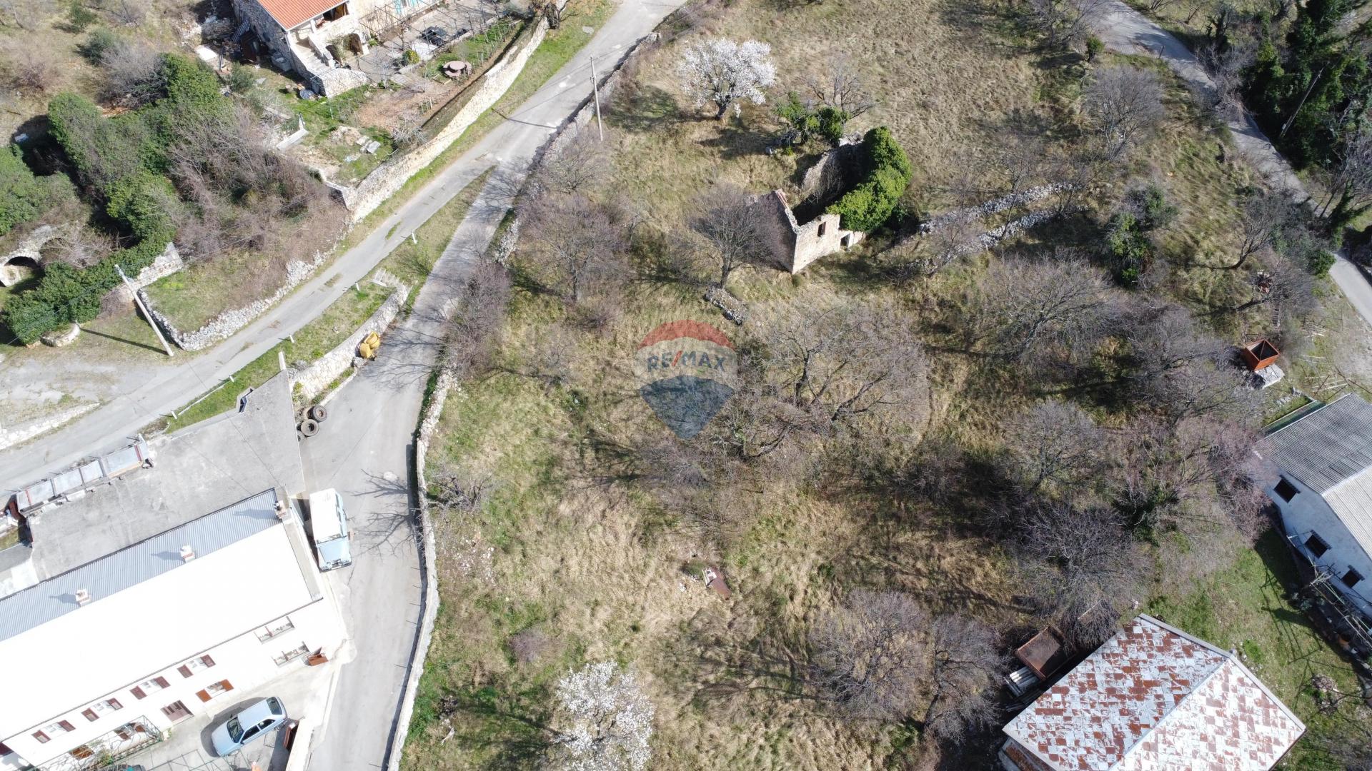 Bribir, Podgori- građevinski teren