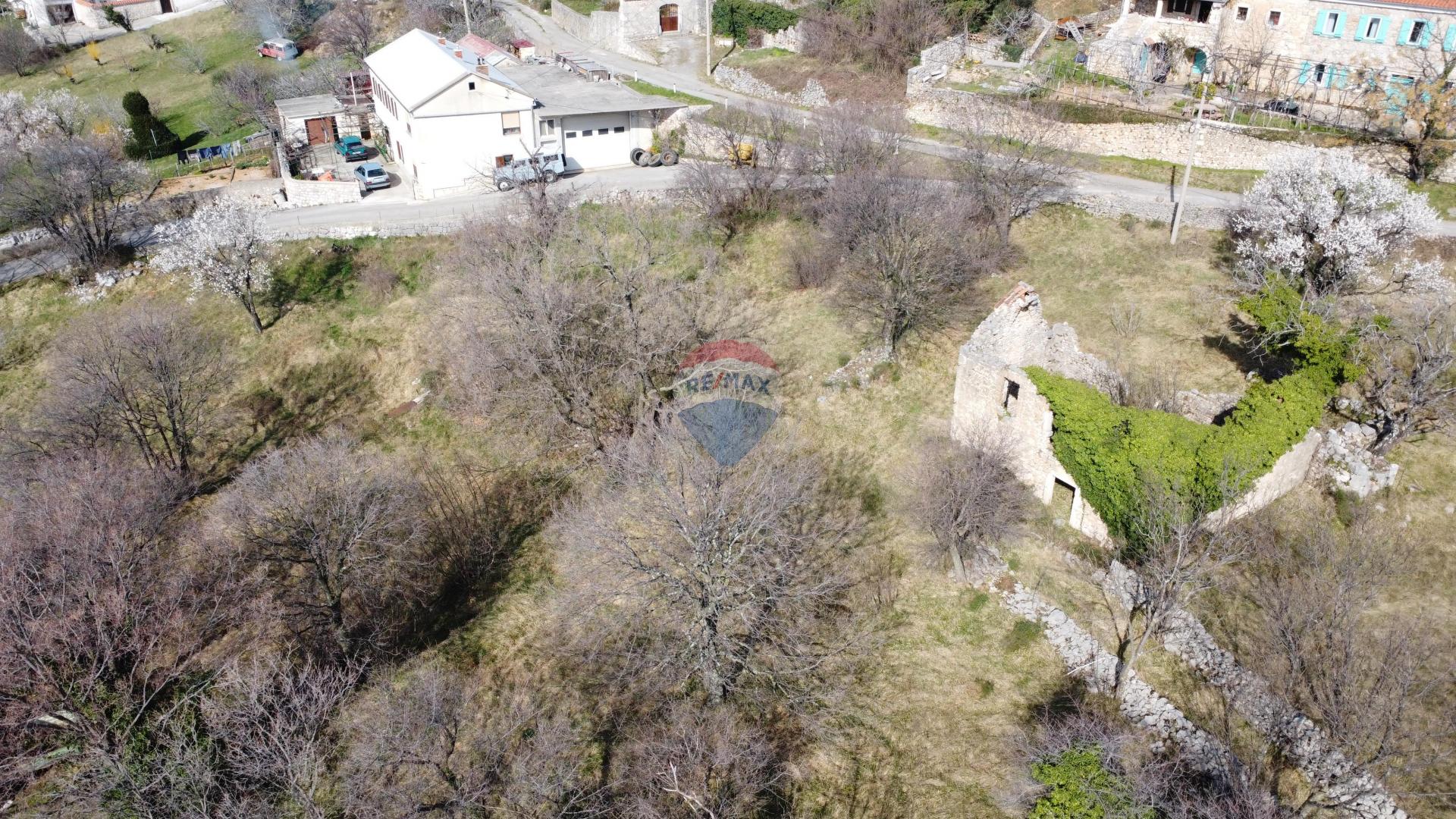 Bribir, Podgori- građevinski teren
