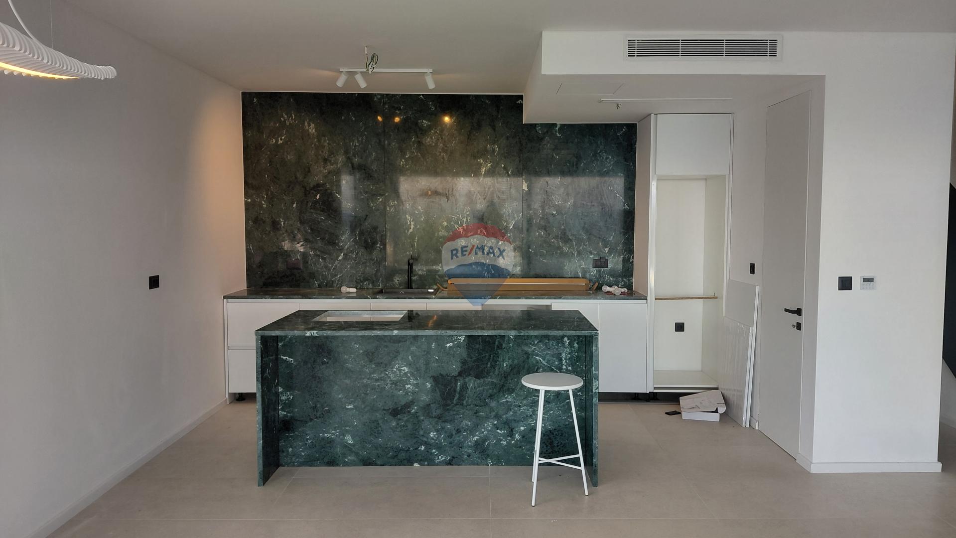 Wohnung Punta Kolova, Opatija, 238m2