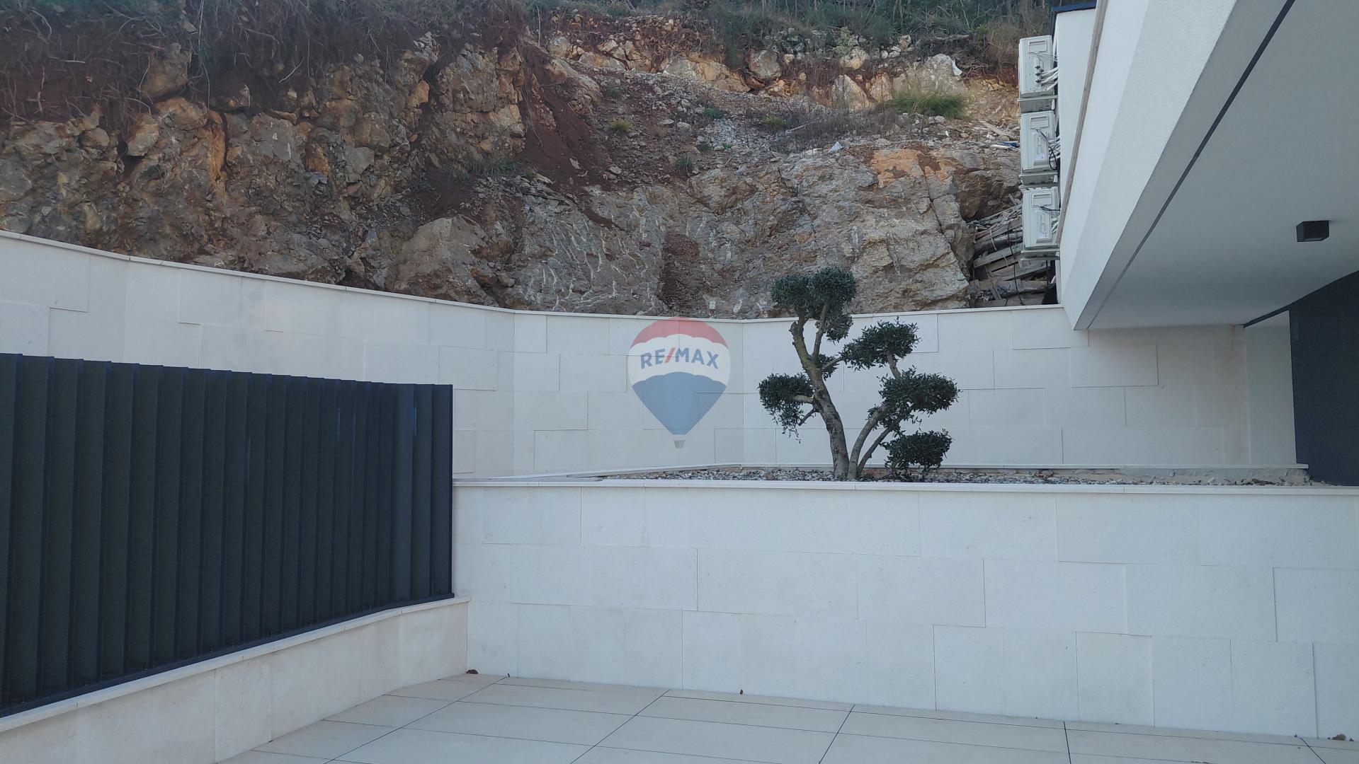 Wohnung Punta Kolova, Opatija, 238m2