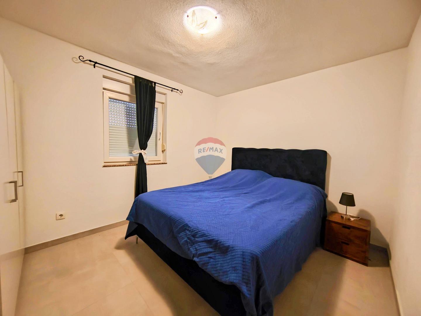Otok Krk-Klimno villa sa 6 apartmana i bazenom