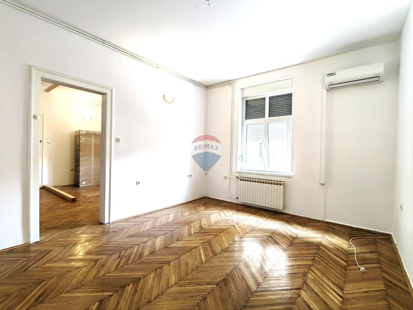 Condo/Apartment Donji grad, Donji Grad, 44m2