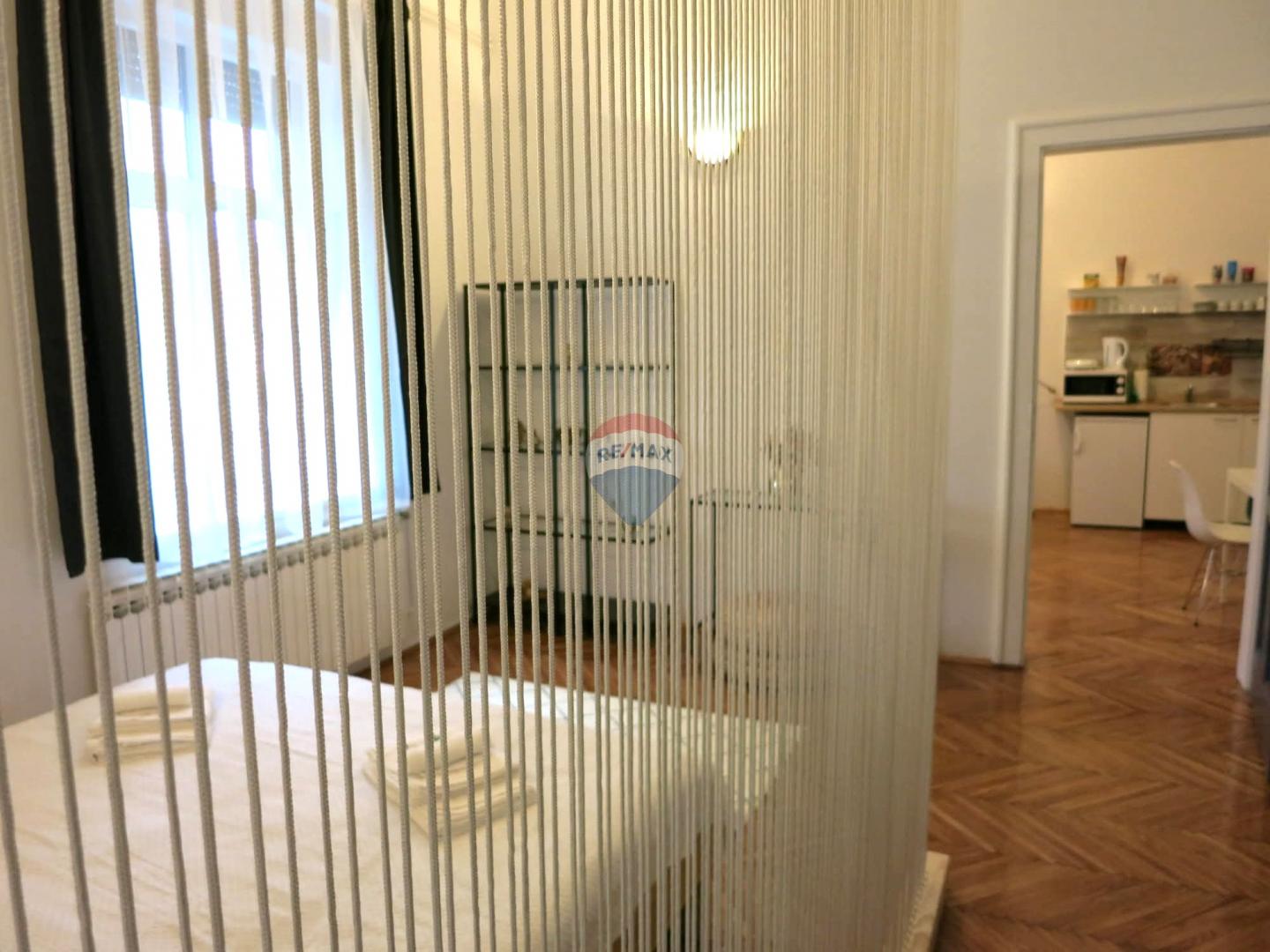 Condo/Apartment Donji grad, Donji Grad, 44m2