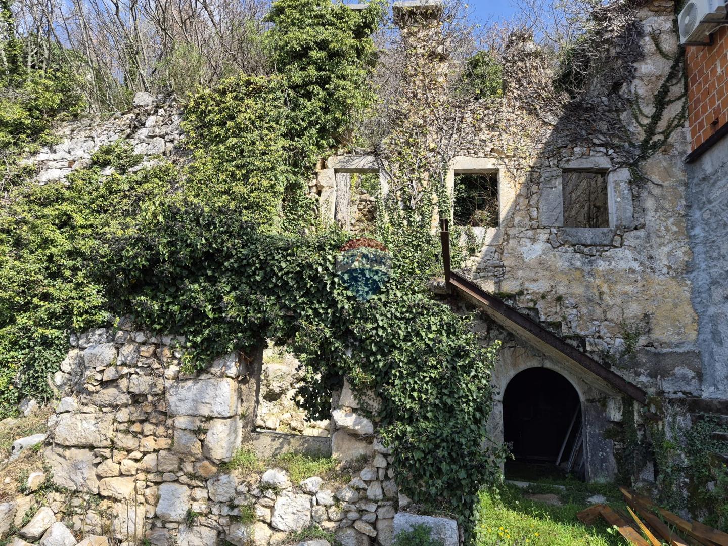 Building plot Grižane-Belgrad, Vinodolska Općina, 141m2