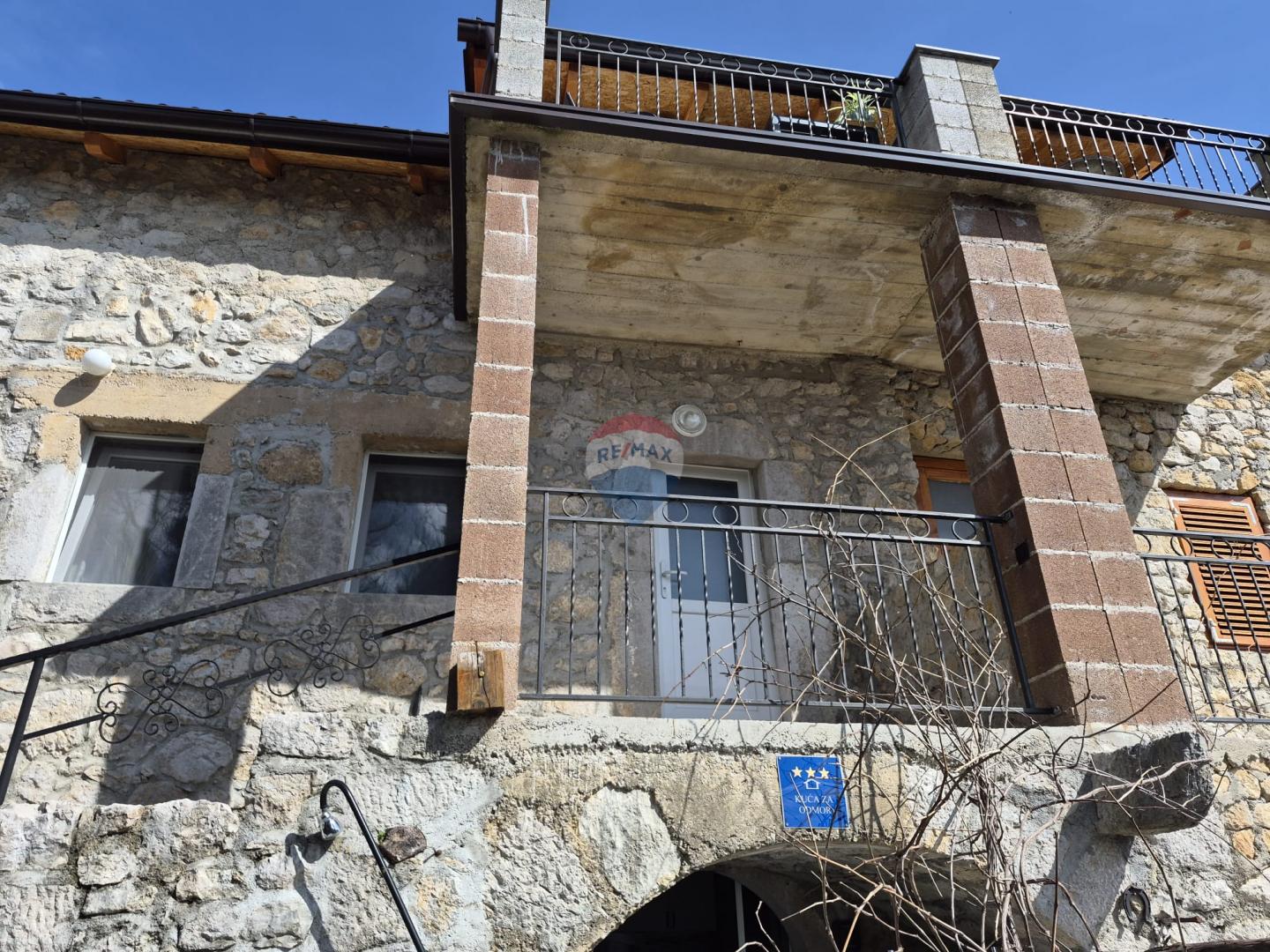 Crikvenica- Grižane,  studio apartmani  u kamenoj kući