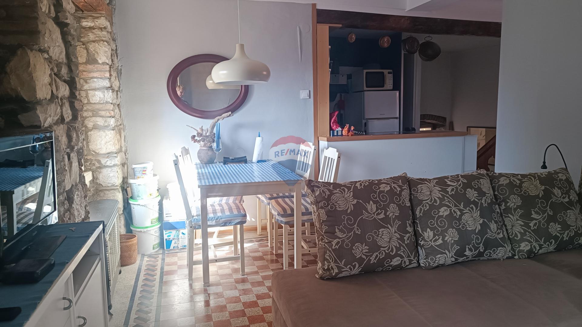 Istra, Rovinj- stan na atraktivnoj lokaciji- PRILIKA