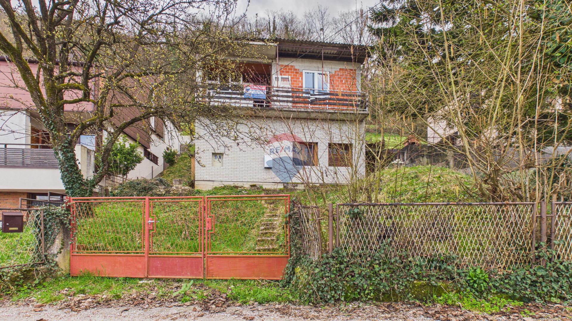 Zapre&scaron;ić, Jablanovec - &scaron;armantna kuća s dva stana