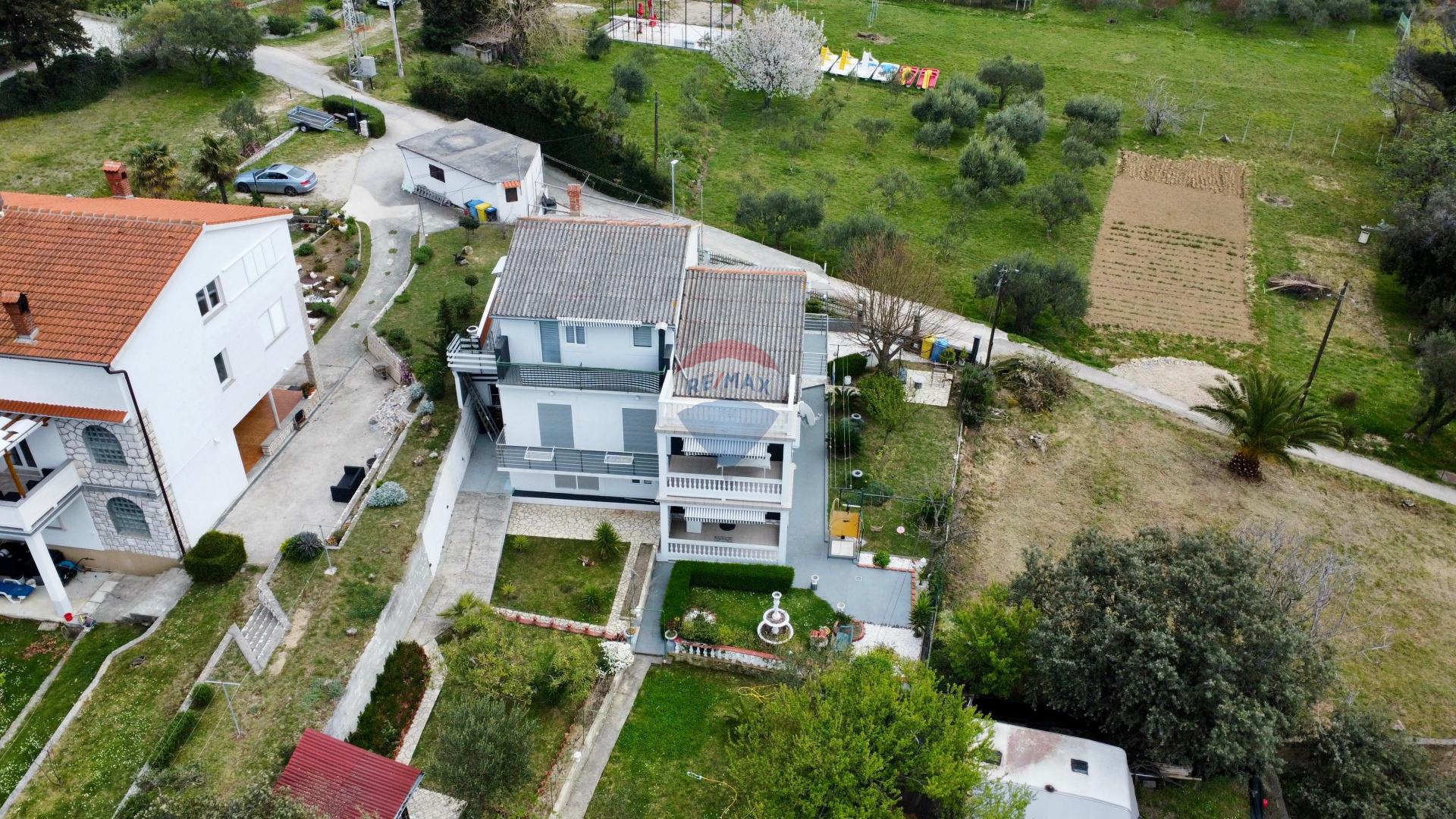 Hi&scaron;a Kampor, Rab, 360m2