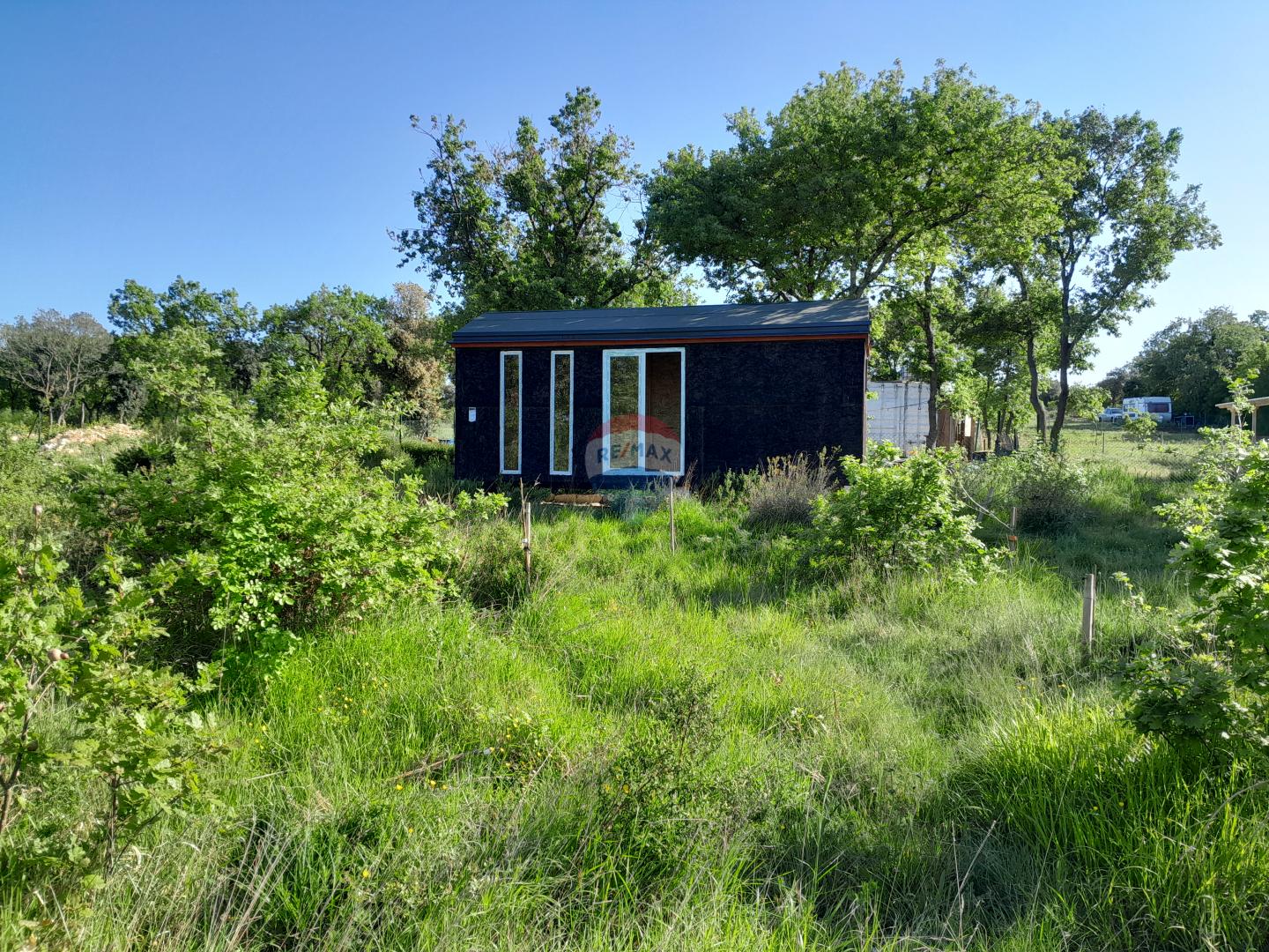 Istra,Pula,Vikend parcela sa kućicom