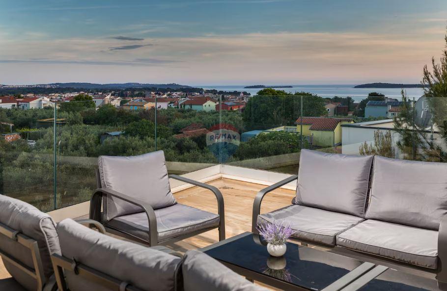Дом Fažana, 360m2