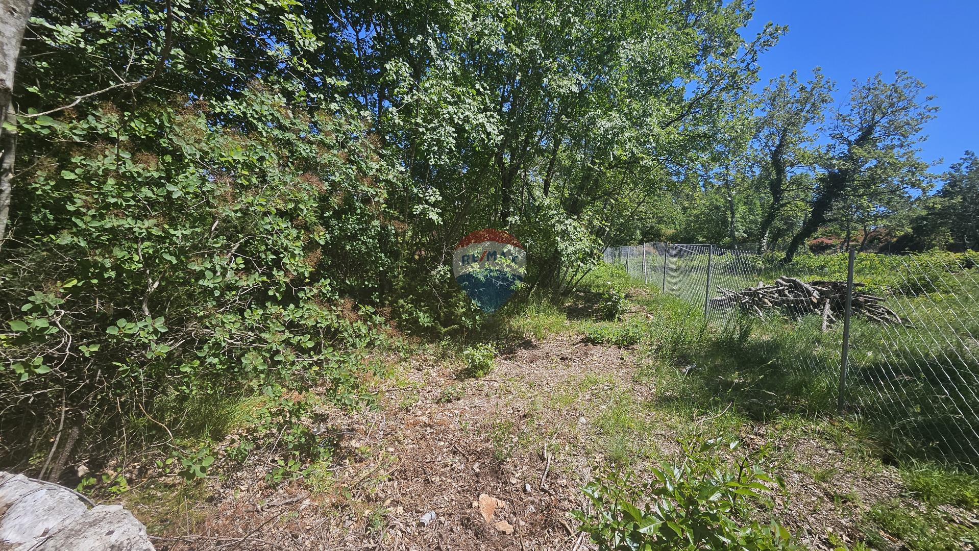 Bouwgrond Ka&scaron;tel, Buje, 800m2