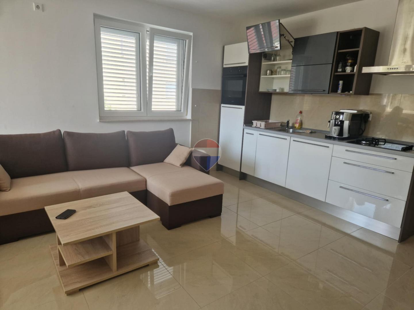 Rab, Mundanije &ndash; Neu renovierte Einzimmerwohnung