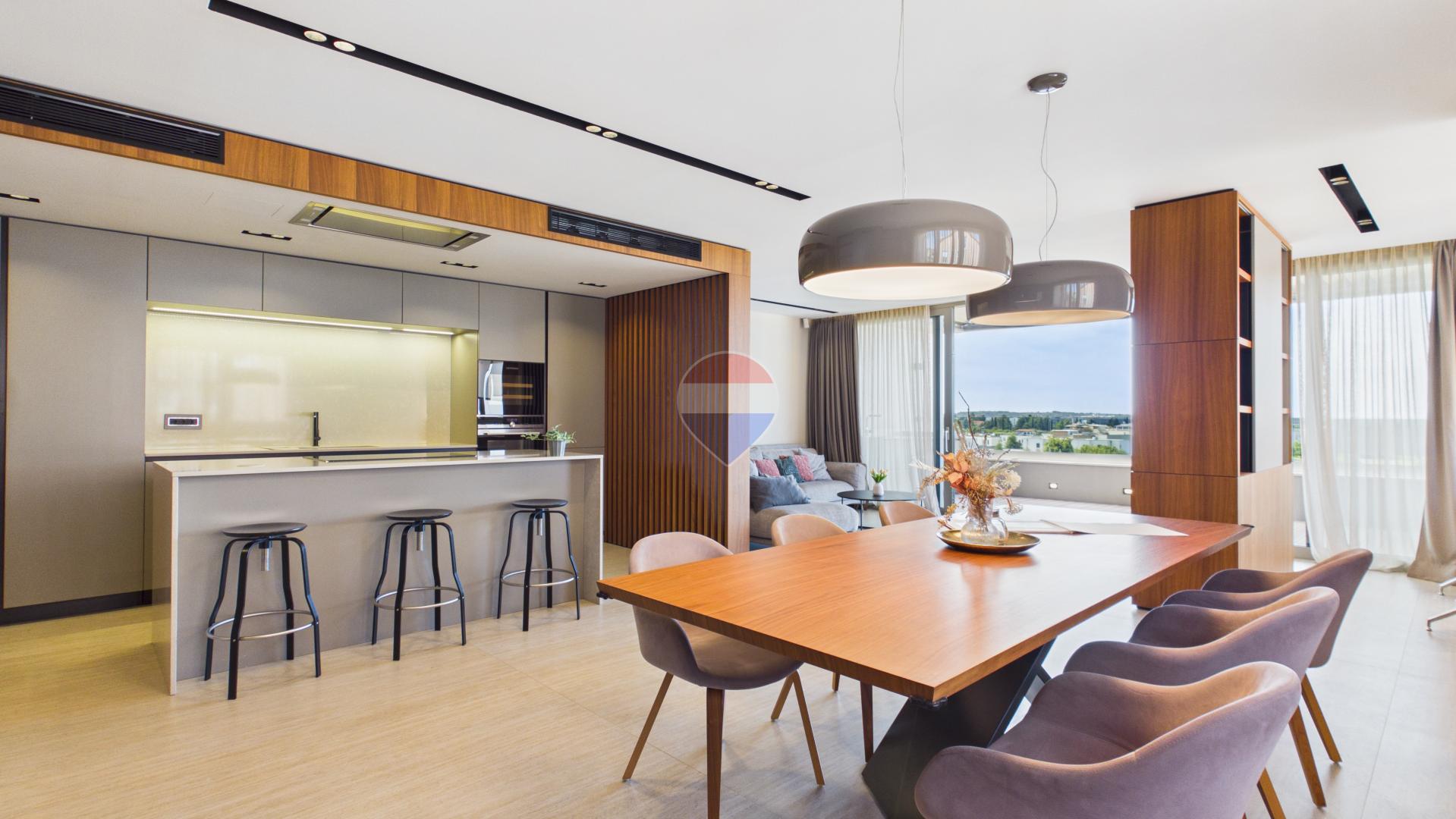 Flat/Appartement Novigrad, 140m2