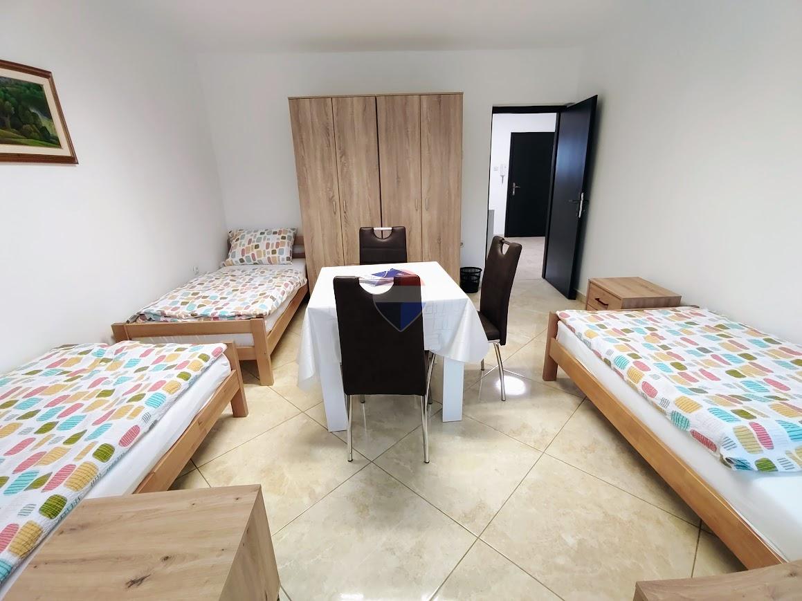 Haus Gornje Mekušje, Karlovac, 95m2