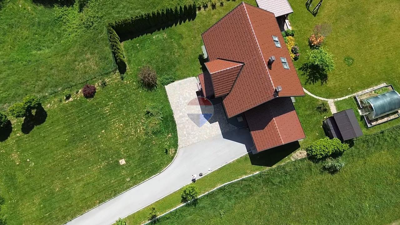 Gorski kotar, Mrkopalj, prekrasna kuća 220 m2