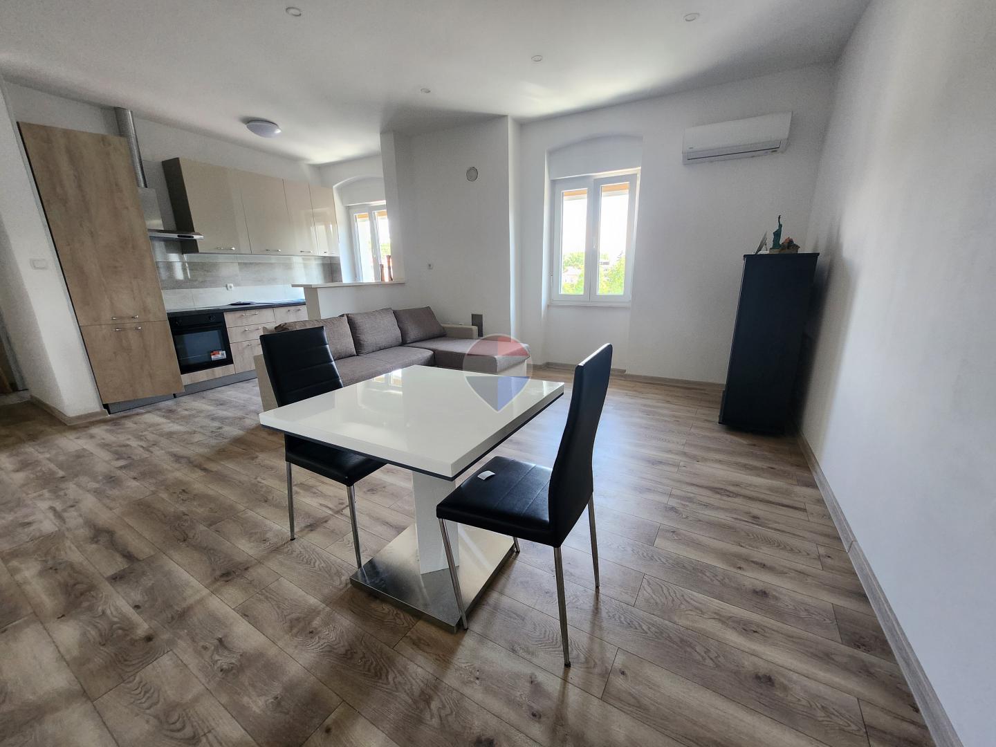 Wohnung Mlaka, Rijeka, 60,50m2