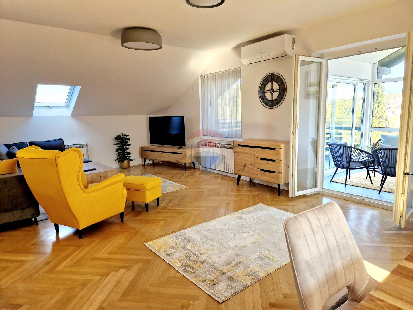 Condo/Apartment Maksimir, 130m2