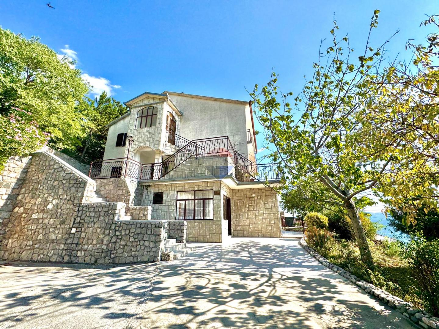 Senj &ndash; House with 3 Apartments, 150 m from the Sea