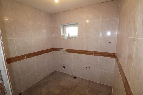 OPATIJA - VEPRINAC - NOVOGRADNJA S POGLEDOM + ZAPOČETA GRADNJA + 6300 m2 ZEMLJIŠTA