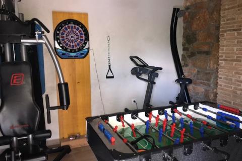 Krk,Kras,autohtona kamena vila iz 1897 god, s bazenom +4200 m2 građevinskog zemljišta