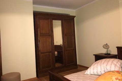 Krk,Kras,autohtona kamena vila iz 1897 god, s bazenom +4200 m2 građevinskog zemljišta