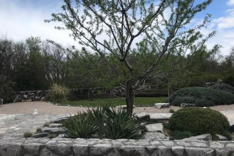 Krk,Kras,autohtona kamena vila iz 1897 god, s bazenom +4200 m2 građevinskog zemljišta