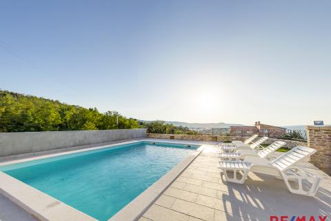 Einfamilienhaus/Wohnhaus Motovun, 240m2