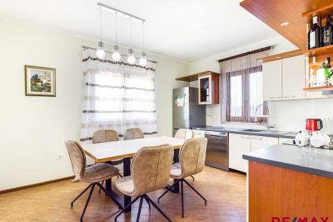 Einfamilienhaus/Wohnhaus Motovun, 240m2