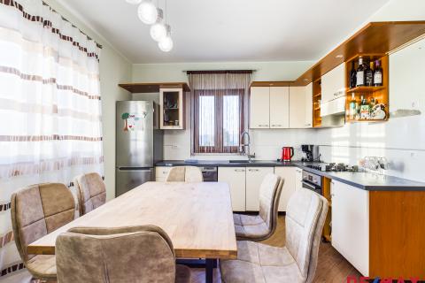 Einfamilienhaus/Wohnhaus Motovun, 240m2