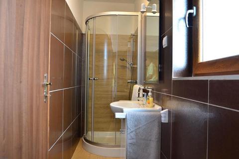 Istra, Oprtalj, autohtona istarska kuća s lijepim pogledom