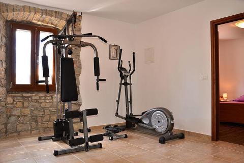 Istra, Oprtalj, autohtona istarska kuća s lijepim pogledom