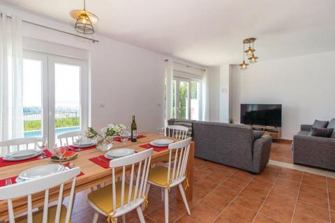 RIJEKA,ŠMRIKA- NOVOGRADNJA, Kuća 140 m2 sa bazenom i otvorenim pogledom na more