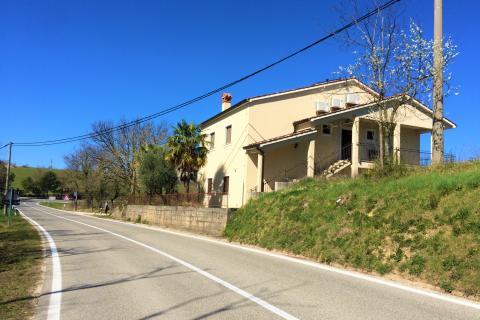 Istra, Pazin , kuća sa ugostiteljskim objektom